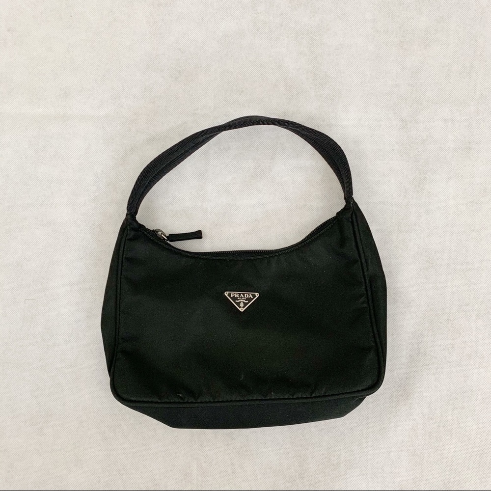 Prada Kendall Jenner Tessuto Sport Nylon Baguette